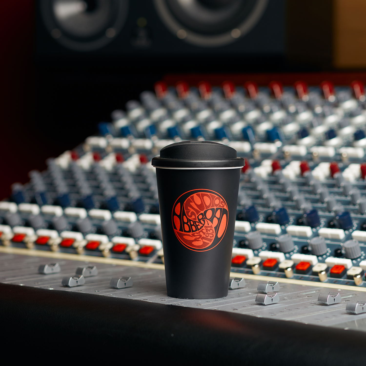 Abbey Road Studios - Abbey Road Studios Vintage Logo Thermo Mug